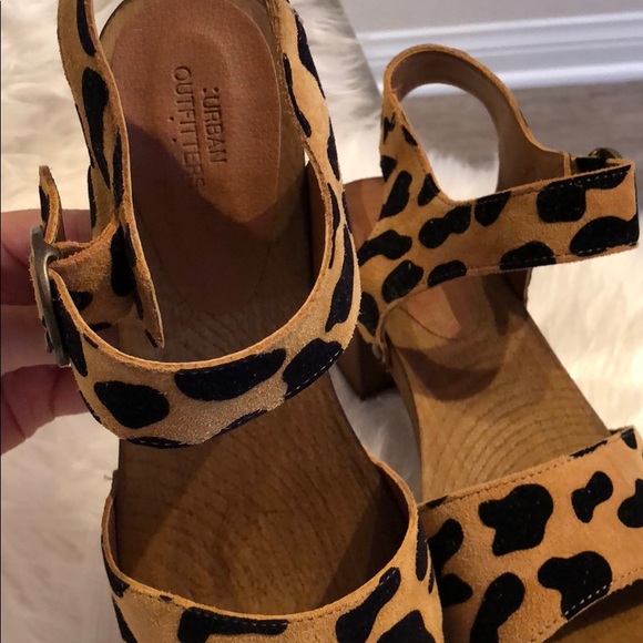 Leopard mules - Picture 3 of 4